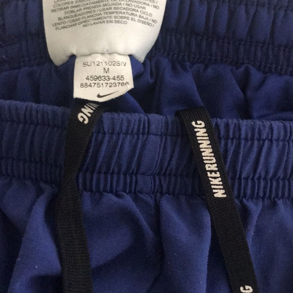 Men’s Blue Nike Runnings Shorts, Size M - Picture 3 of 3